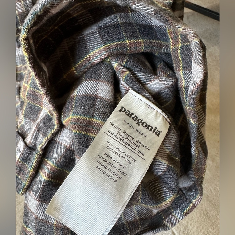 Patagonia Men’s XL Lightweight Fjord Flannel Shirt - Picture 4 of 7